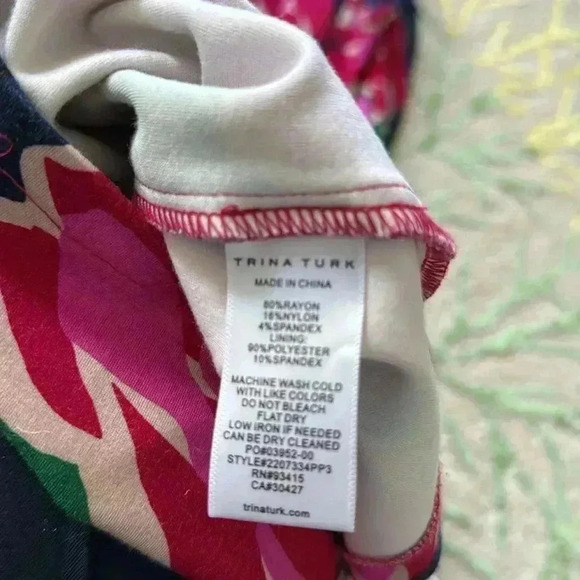 Trina Turk Women's Floral Printed Ponte Midi Dress 8 - Picture 6 of 6